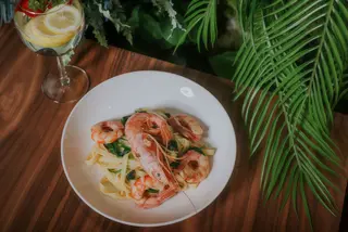 Makaron Tagliatelle z krewetkami