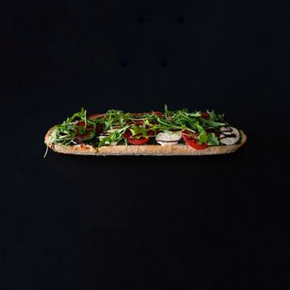 Zapiekanka z pesto Italiano (cała)