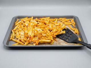 Frytki zapiekane z serem