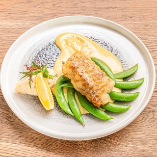 Dorsz z groszkiem cukrowym