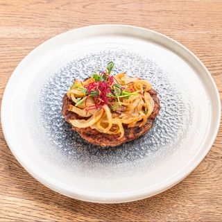 Rumsztyk wołowo-wieprzowy pod cebulką