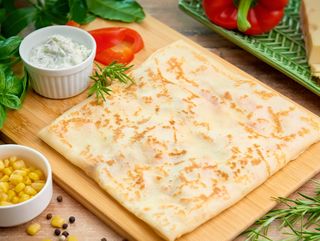 Naleśnik wytrawny udko z kurczaka