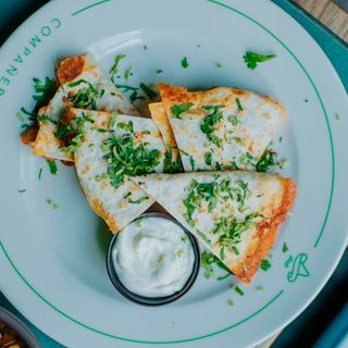 Quesadilla z wege chorizo