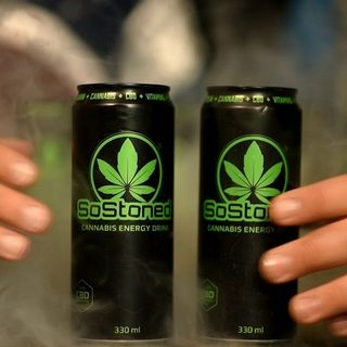Napój energetyczny SoStoned CBD 330ml