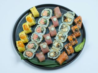 Uramaki california roll