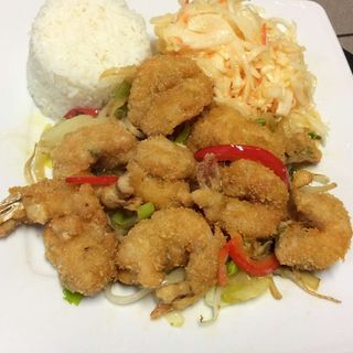 Dużo krewetki w cieście 