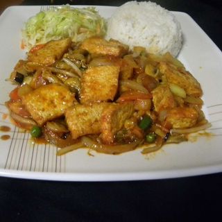 tofu z sosem pomidorowym