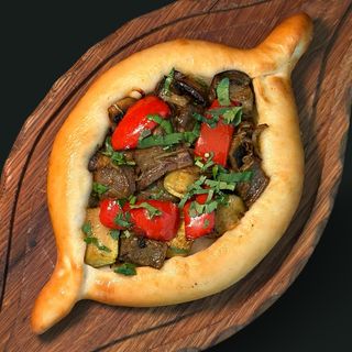 Chaczapuri z warzywami