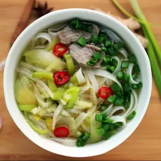 Zupa wietnamska