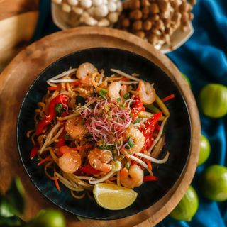  Panda box - krewetki z warzywami i makaronem, łagodny 450g