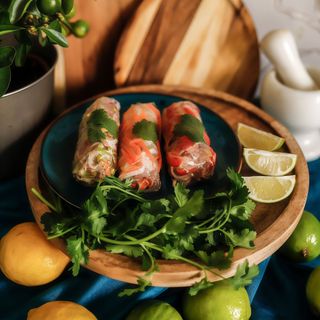 Nemy z kurczakiem i sezonowymi warzywami 3 szt.