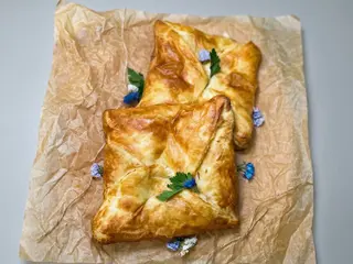 Chaczapuri z wędzonym serem i pieczarkami 250 g