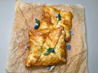 Chaczapuri z wędzonym serem i pieczarkami 250 g