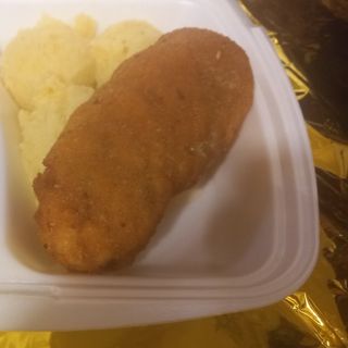 Kotlet po kijowsku Devolai z ziemniakami