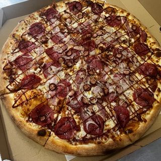 Pizza Wędzona kiełbasa 32cm