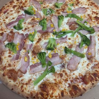 Pizza z brokułami 32cm