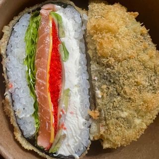 Sushi Burger z łososiem 