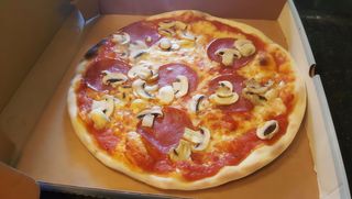 Pizza 32cm Salami Fungi