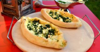 Pide ze szpinakiem ok. 300 g