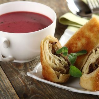 Barszyk czerwony z krokietem