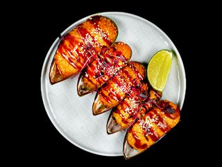 Mule Kiwi zapiekane pod sosem serowym Kitsune