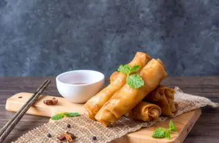 Sajgonki z makaronem sojowym