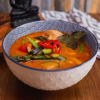 Curry z wieprzowiną i warzywami