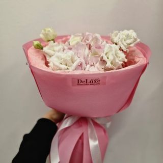 Bukiet z hortensji i eustomy