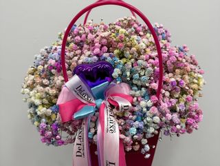 Torebka z kolorowej gipsofily