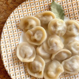 Pielmieni bohaterskie z czosnkiem 12szt.