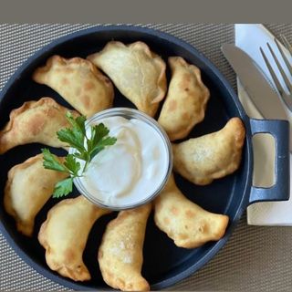 Smażone pierogi z kapustą