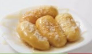 Banan w cieście kokosowym