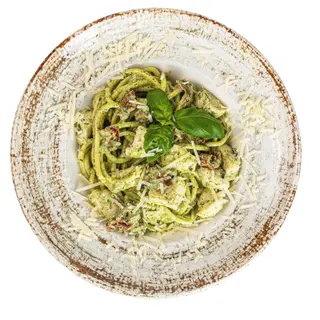 Bucatini con pollo e pesto