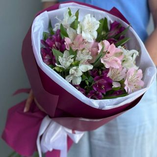 Bukiet "MIX Alstromerii" 9 szt.