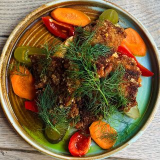 SKRZYDEŁKA Z BOCZNIAKÓW