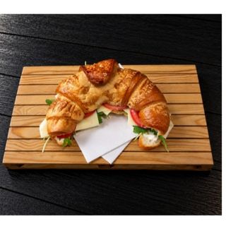 Croissant z serem