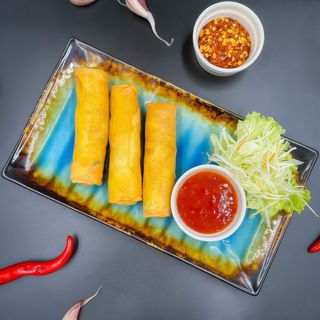 Chicken spring rolls