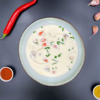 Tom Yum chicken 2p