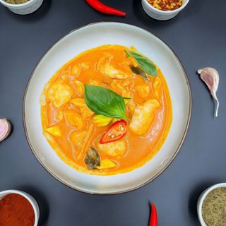 Red curry chicken 2p