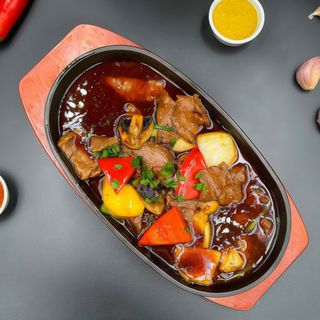 Black pepper sauce beef 2p