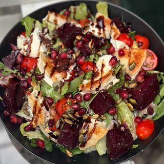 Sałatka z kozim serem