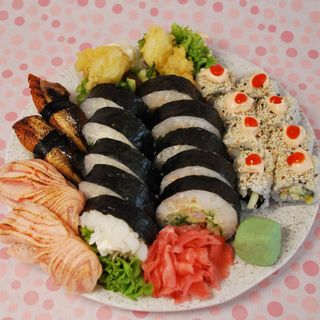 Zestaw miesiąca Marzec 24 szt.