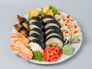 Zestaw miesiąca Kwiecień 28 szt.