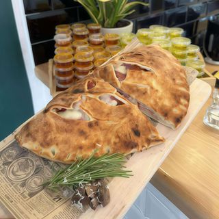 Calzone Bianca Nduja