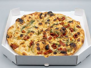 Foccacia z suszonymi pomidorami