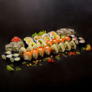 Zestaw Królewski z kawiorem 52 szt.