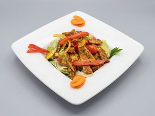 Sałatka z Grillowanym Kurczakiem