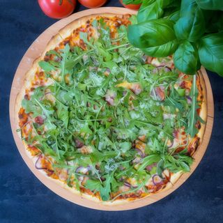 32. Pizza Rukola 24cm