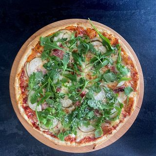 38. Pizza Gruszkowa 24cm