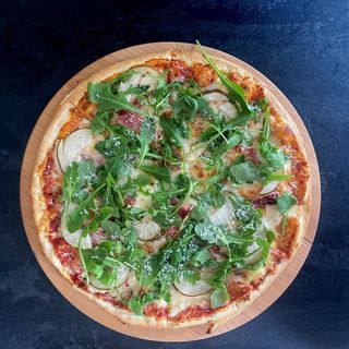 38. Pizza Gruszkowa 50cm